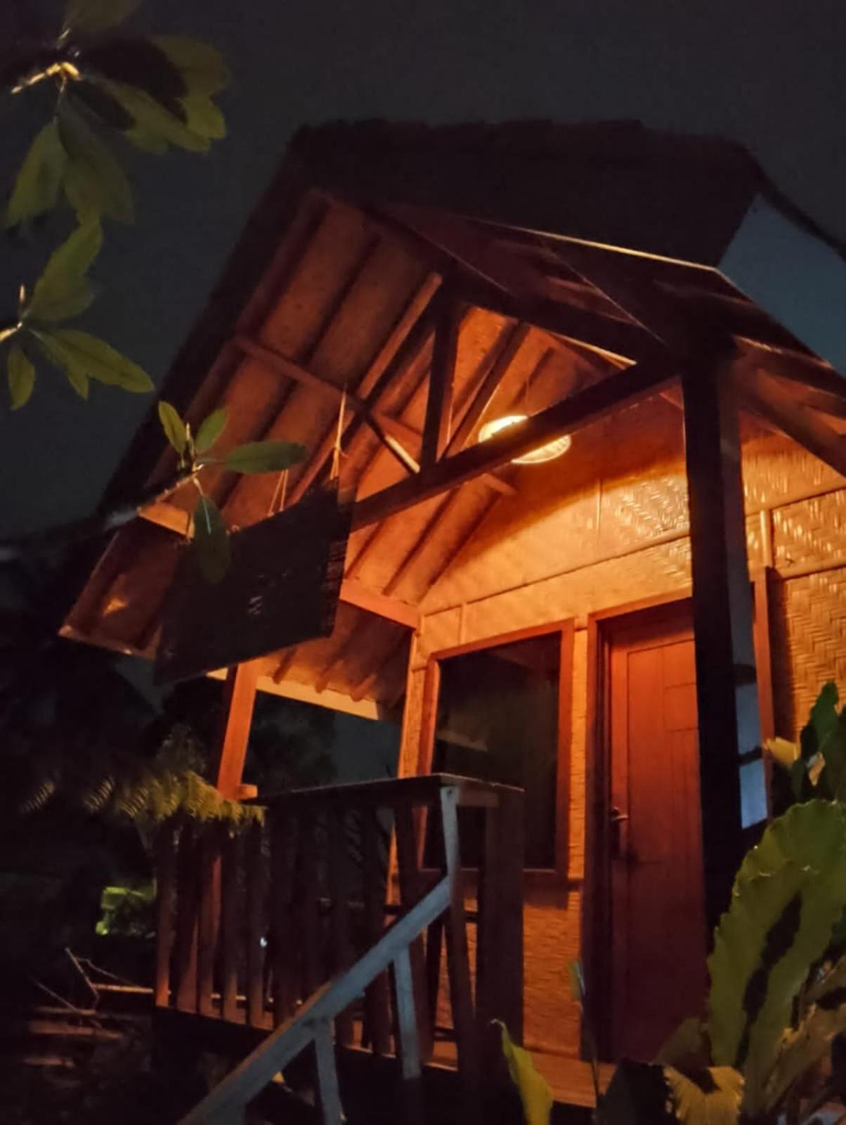 Citra Homestay Tetebatu Exterior photo